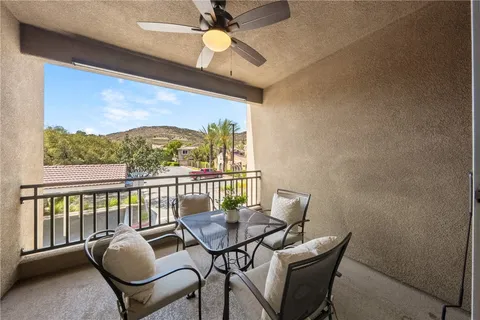$420,000 | 35816 Hazelhurst Street, Unit 1, Murrieta, CA 92562
