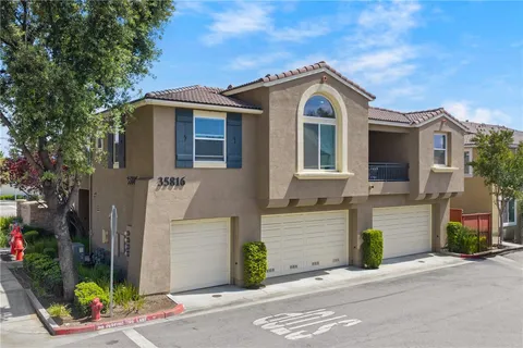 $420,000 | 35816 Hazelhurst Street, Unit 1, Murrieta, CA 92562