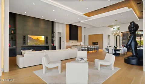 $16,995,000 | 6824 East Hummingbird Lane, Paradise Valley, AZ 85253