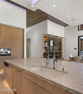 $16,995,000 | 6824 East Hummingbird Lane, Paradise Valley, AZ 85253