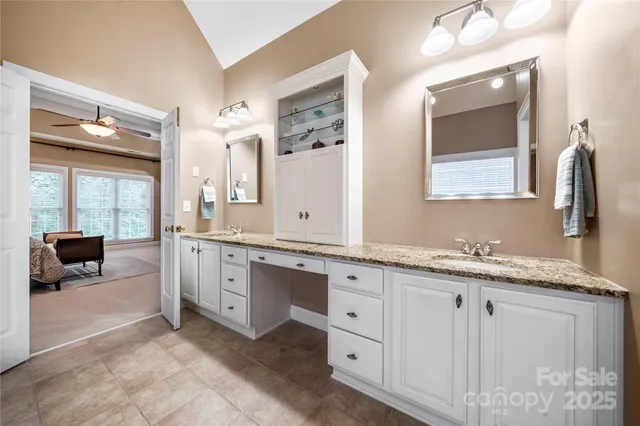 $875,000 | 304 Inland Cove Court, Lake Wylie, SC 29710