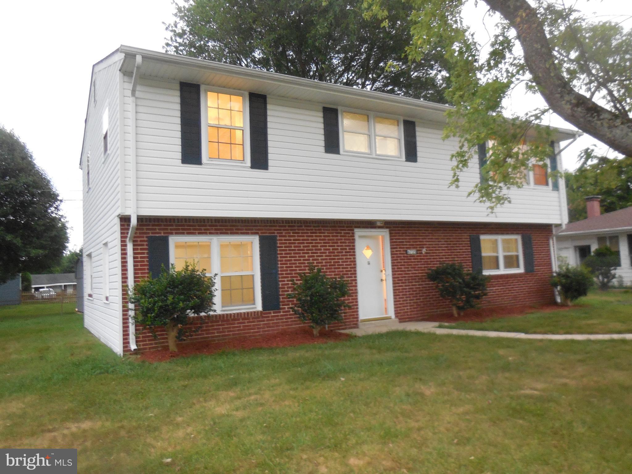 6735 Amherst Road Bryans Road, MD 20616 - Photo 4 of 53 Front