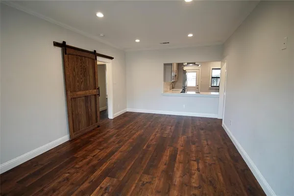 $2,600 | 10730 Park Village Place, Unit C, Dallas, TX 75230