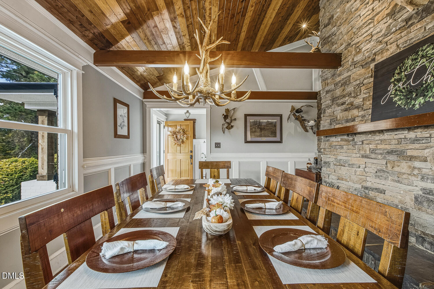273 Wells Lane Angier, NC 27501 - Photo 9 of 52 a view of a chairs and table in a patio