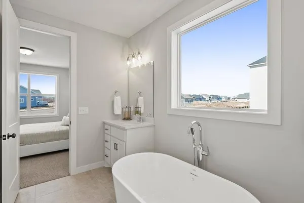 $799,000 | 5821 Freeland Bay North, Hugo, MN 55038