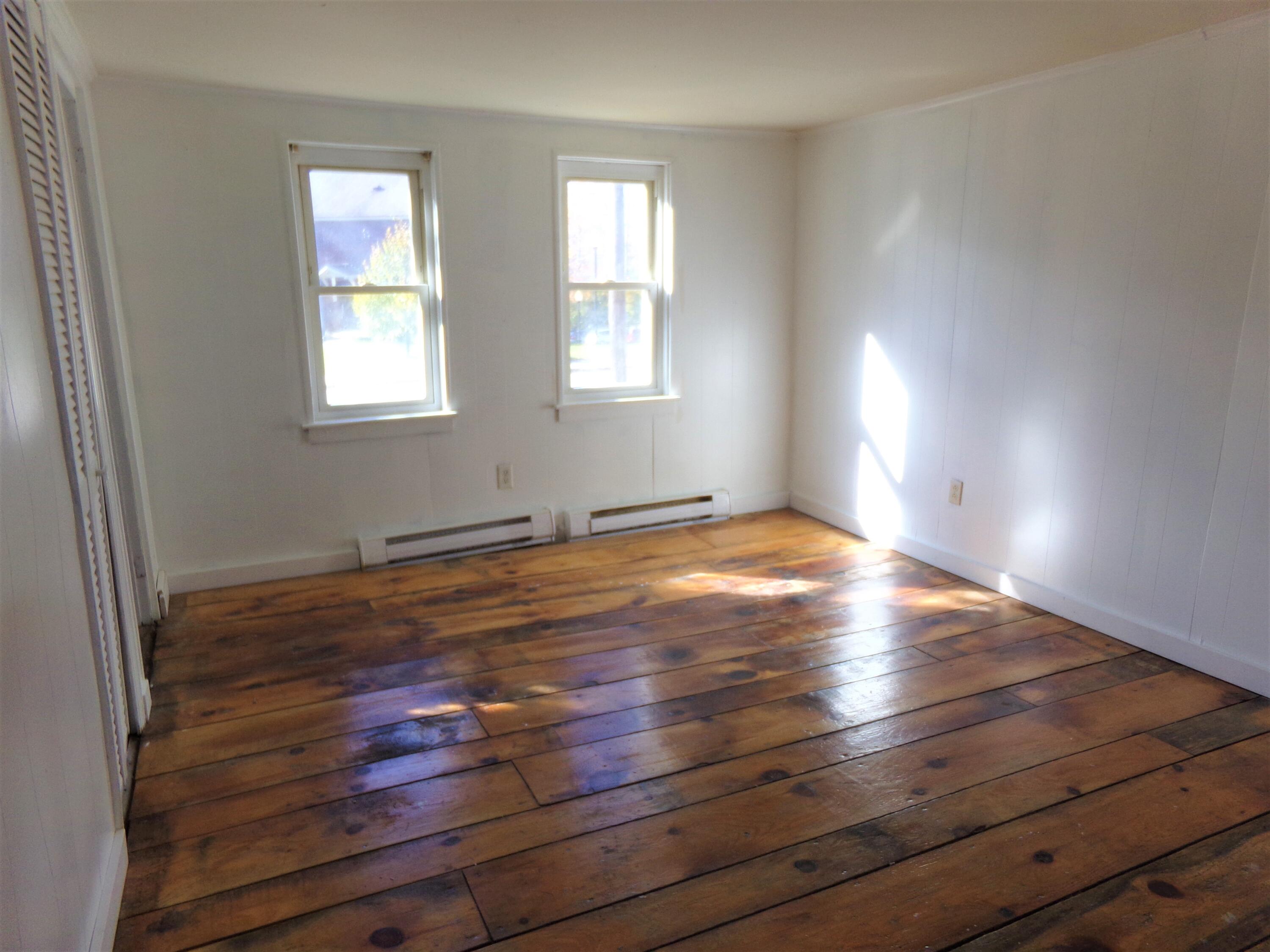 22 Pleasant Street Springvale, ME 04083 - Photo 8 of 25 116_8337 (2)