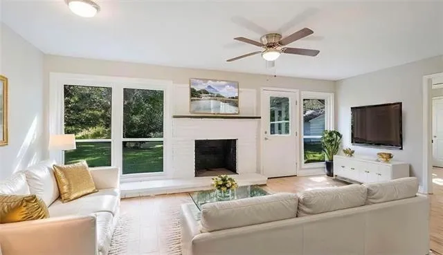 $297,500 | 5920 Bentley Drive, Baker, LA 70714