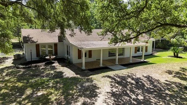 $297,500 | 5920 Bentley Drive, Baker, LA 70714