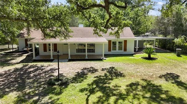 $297,500 | 5920 Bentley Drive, Baker, LA 70714