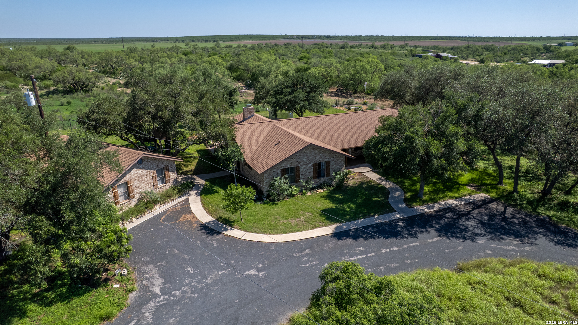 335 Sunset Ridge Road Uvalde, TX 78801 - Photo 30 of 36