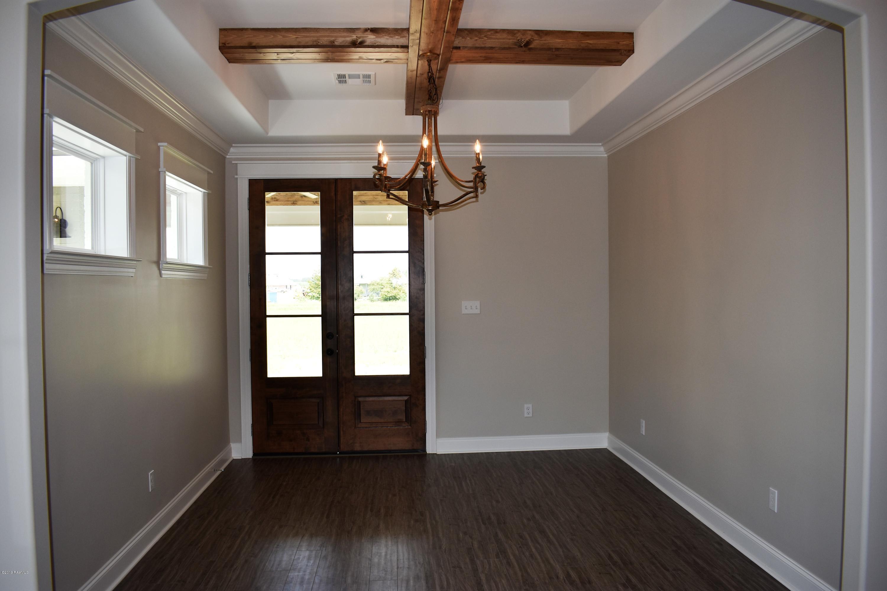 237 Whispering Meadows Road Broussard, LA 70518 - Photo 5 of 27 Gallery Image 5