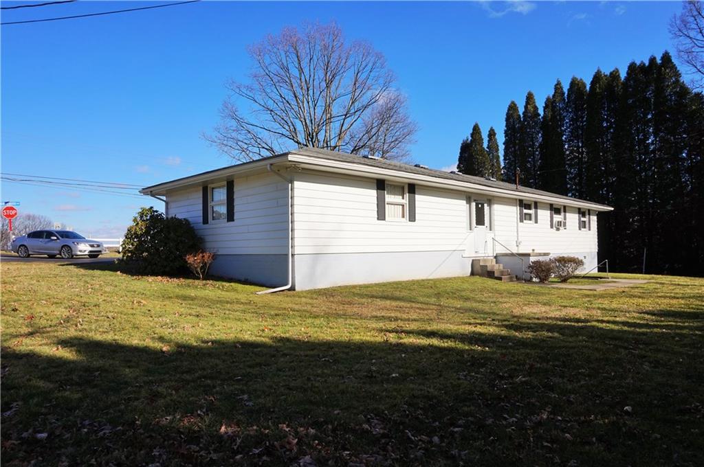 277 Bonniebrook Road Butler, PA 16002 - Photo 3 of 18