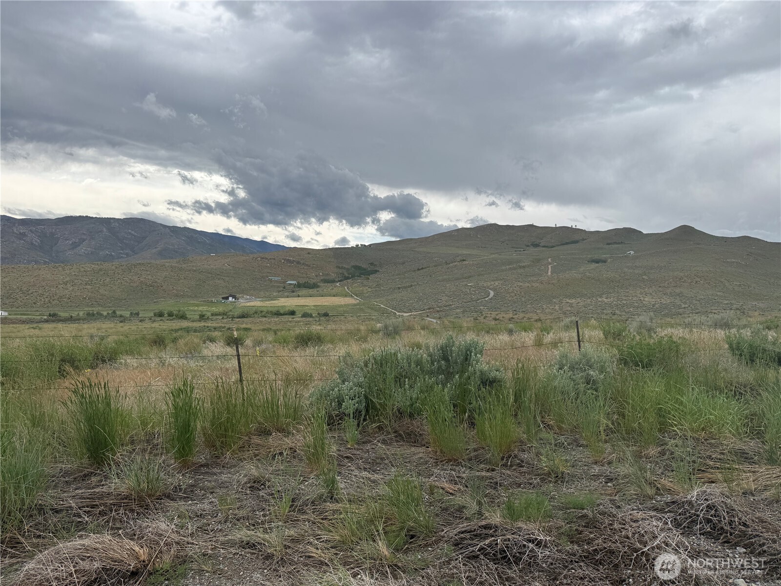 300 Buckhorn Mountain Road Pateros, WA 98846 - Photo 5 of 12