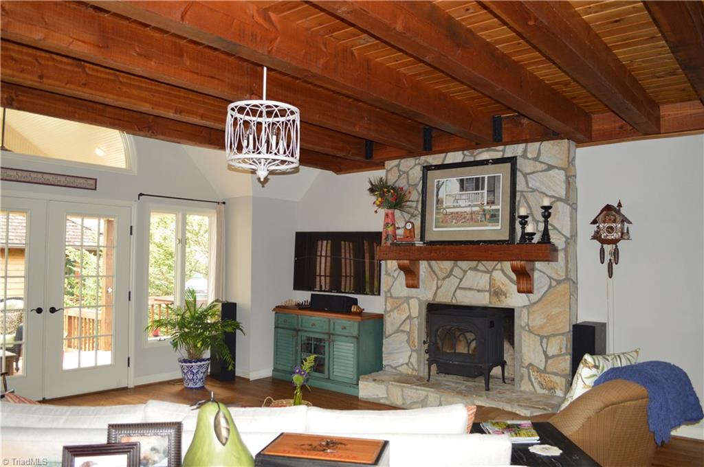 4512 Cotswold Road Pfafftown, NC 27040 - Photo 2 of 30 Great Room