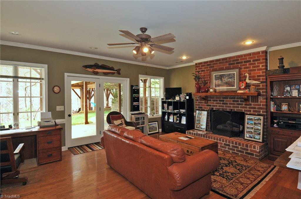 4512 Cotswold Road Pfafftown, NC 27040 - Photo 17 of 30 Lower Level