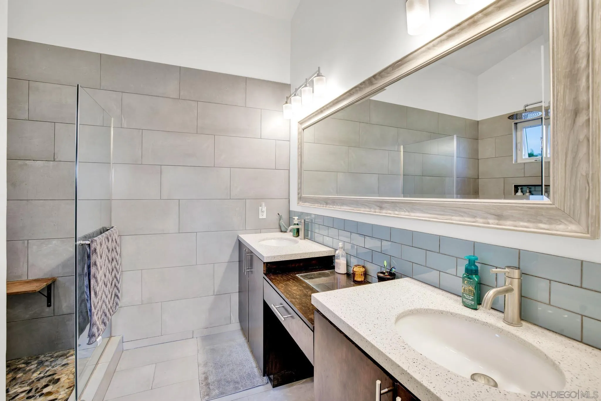 1661 West Winds Ridge Alpine, CA 91901 - Photo 23 of 65 a bathroom with a double vanity sink and a mirror
