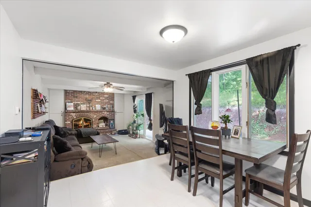 $359,900 | 1010 Cornelius Drive, Green Bay, WI 54311