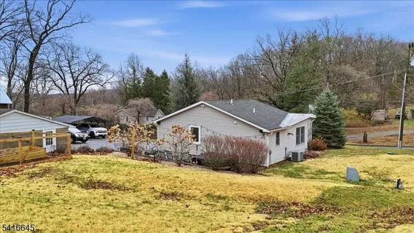 $525,000 | 20 Summerfield Road, Belvidere, NJ 07823