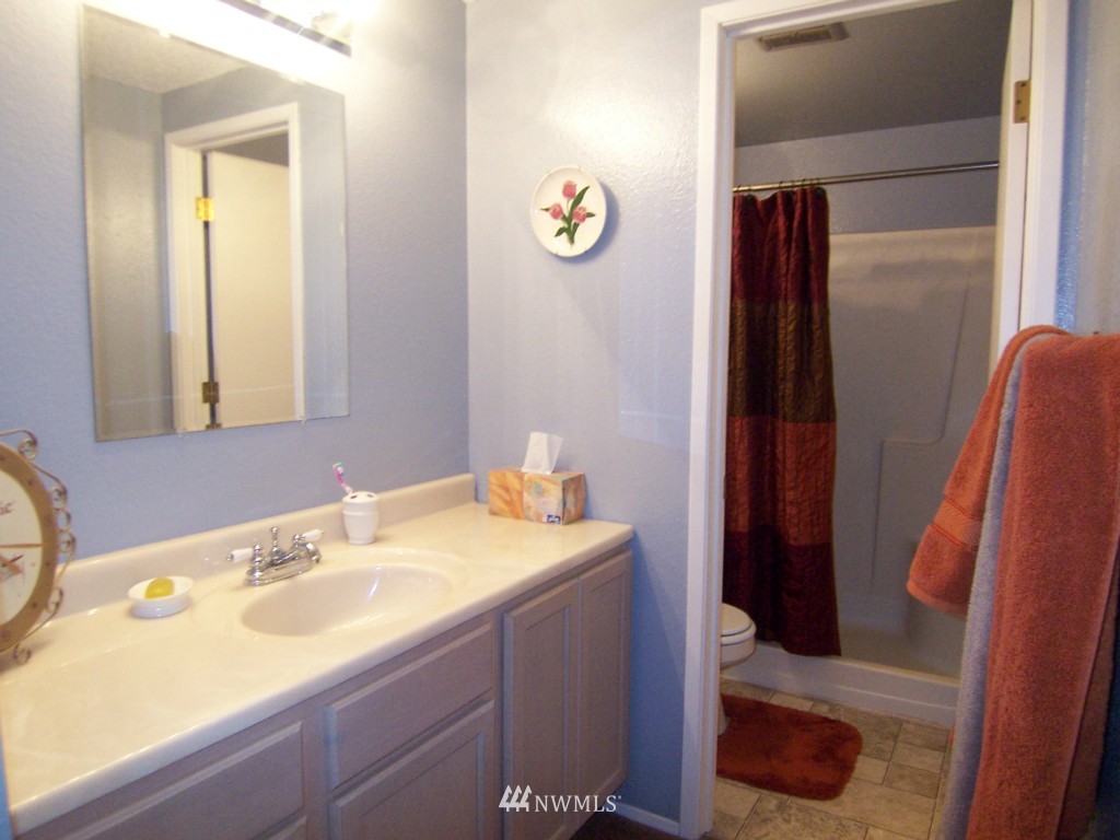 103 Winkleman Road North Montesano, WA 98563 - Photo 13 of 24 Gallery Image 13