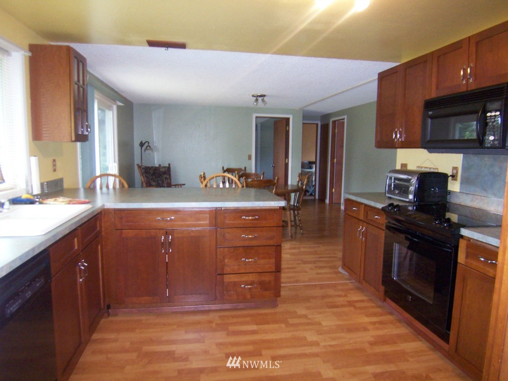 103 Winkleman Road North Montesano, WA 98563 - Photo 9 of 24 Gallery Image 9