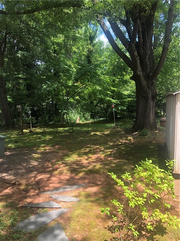 408 4th Street Southwest Conover, NC 28613 - Photo 5 of 23 Gallery Image 5