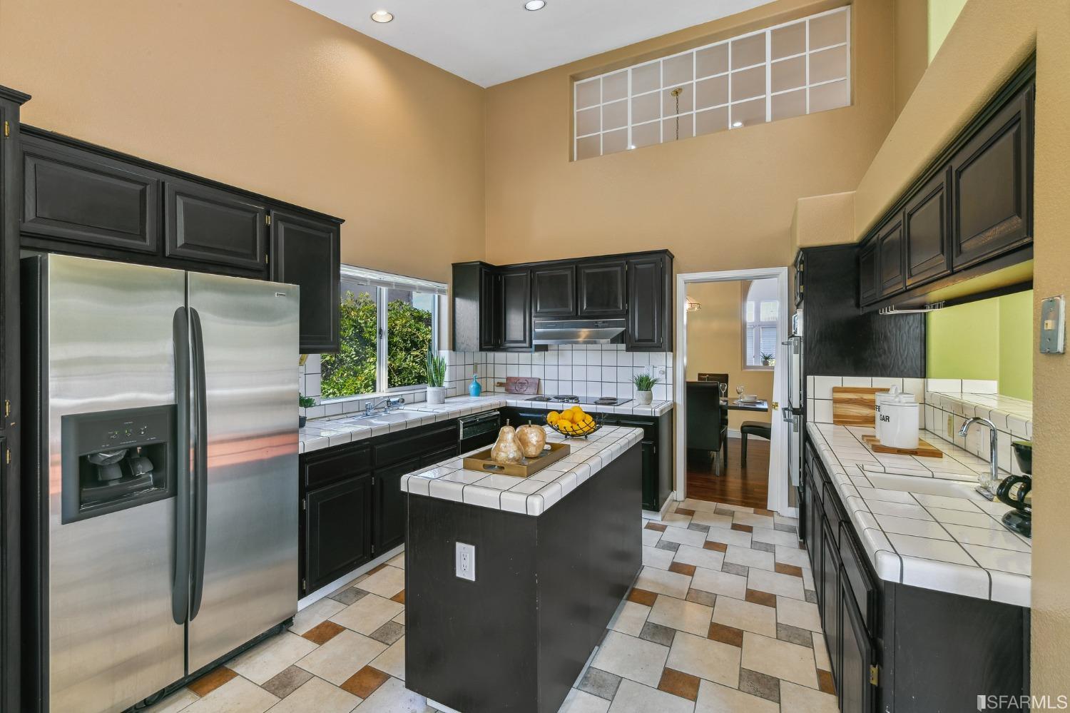 698 Turquoise Drive Hercules, CA 94547 - Photo 16 of 50