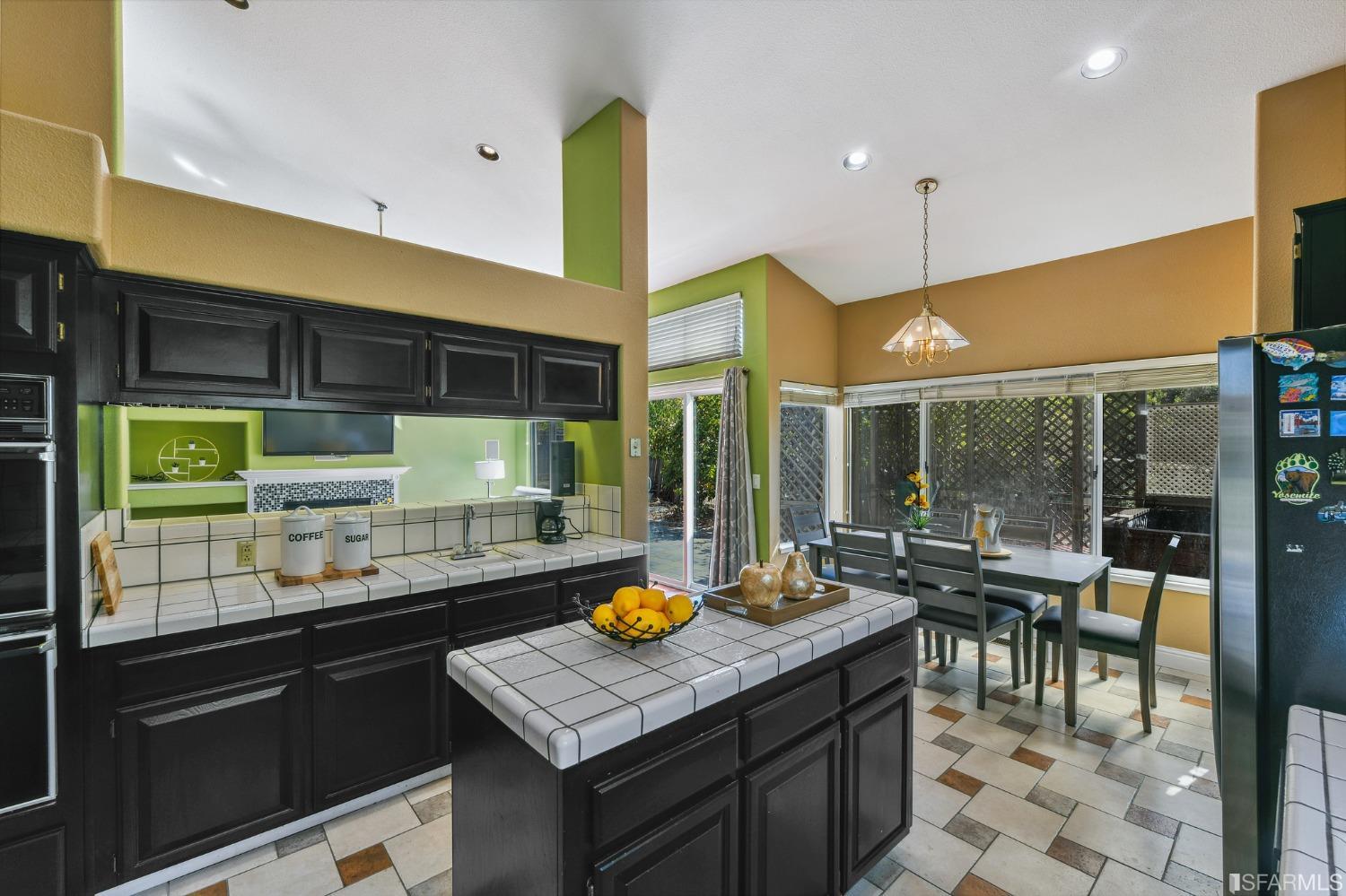 698 Turquoise Drive Hercules, CA 94547 - Photo 19 of 50