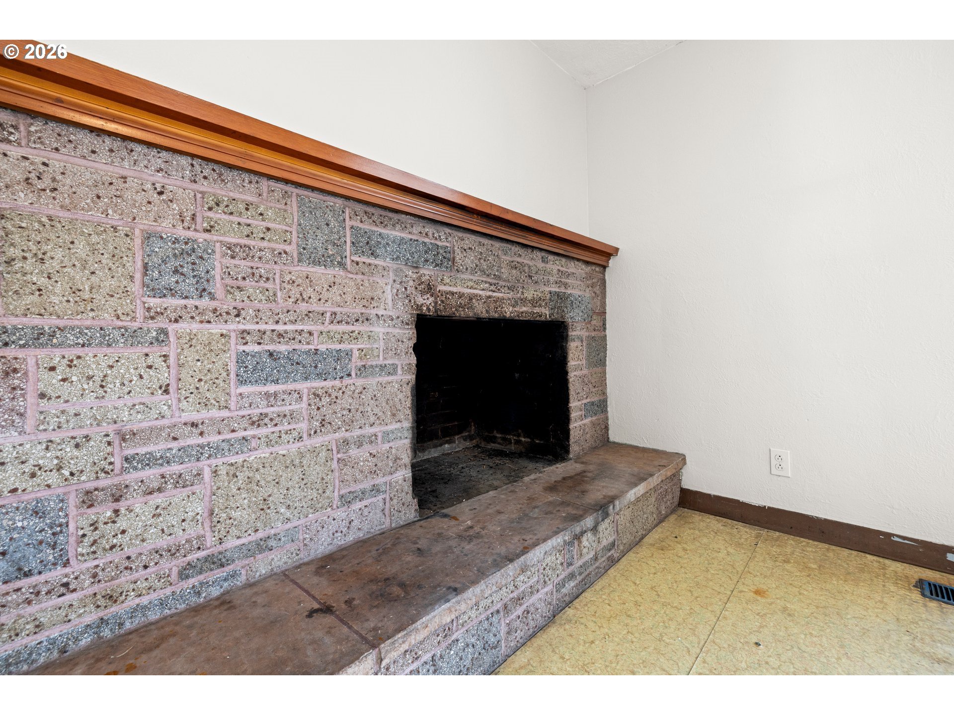18735 Southwest Rosa Road Beaverton, OR 97078 - Photo 15 of 31 Gallery Image 15