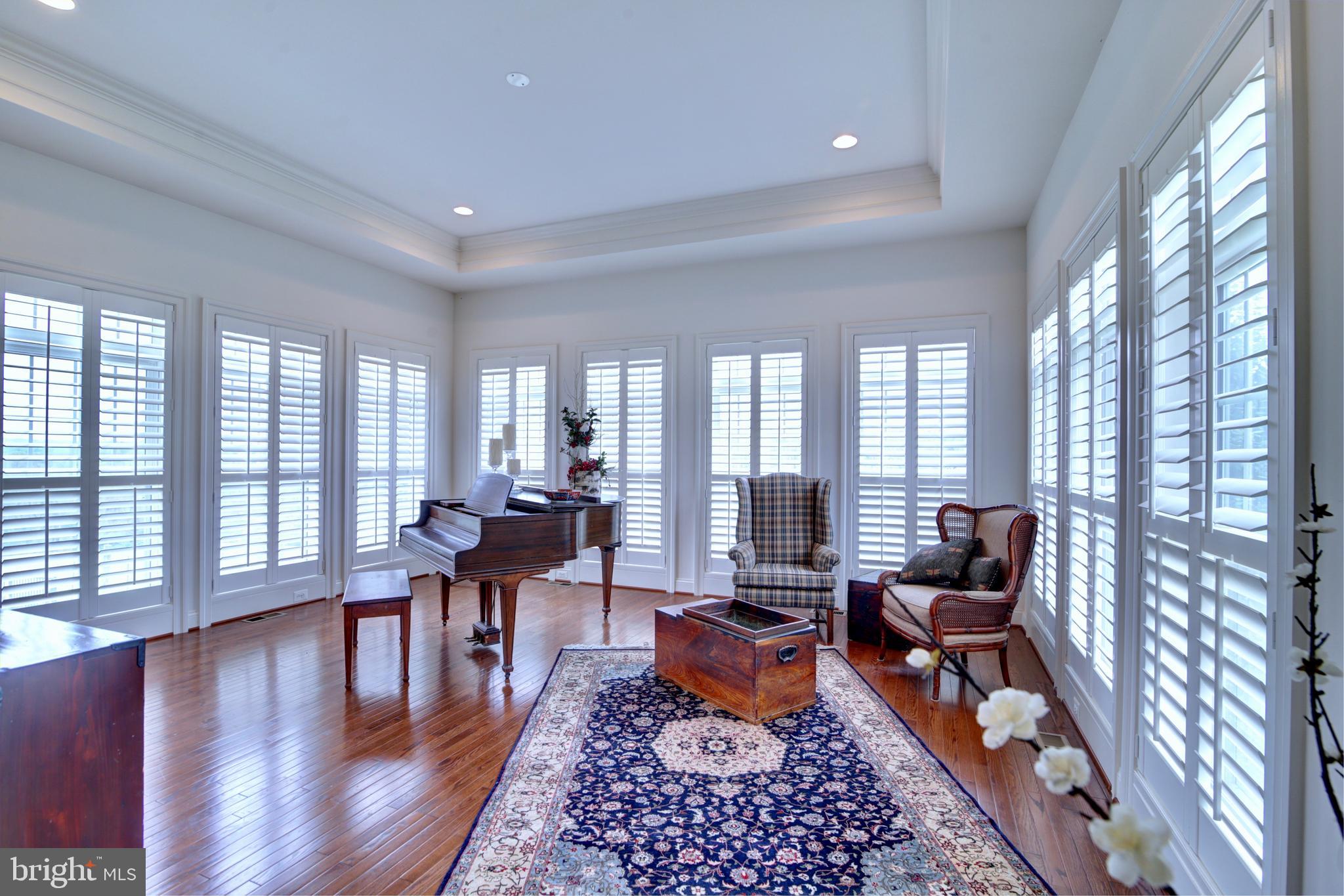 22077 Oatlands Road Aldie, VA 20105 - Photo 20 of 51 Beautiful Conservatory!
