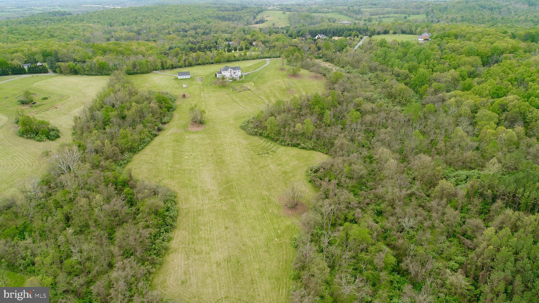 22077 Oatlands Road Aldie, VA 20105 - Photo 49 of 51 Private Oasis!