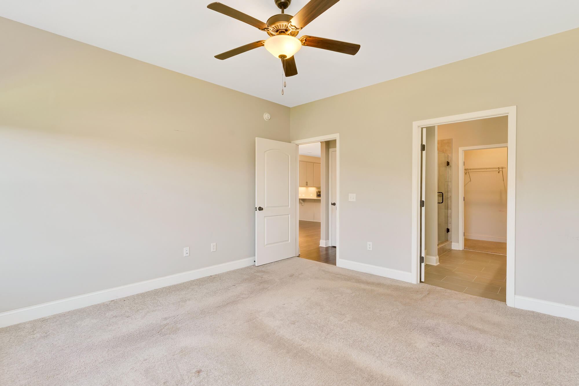 34 Founding Way, Unit C Lookout Mountain, GA 30750 - Photo 13 of 37 Primary Bedroom