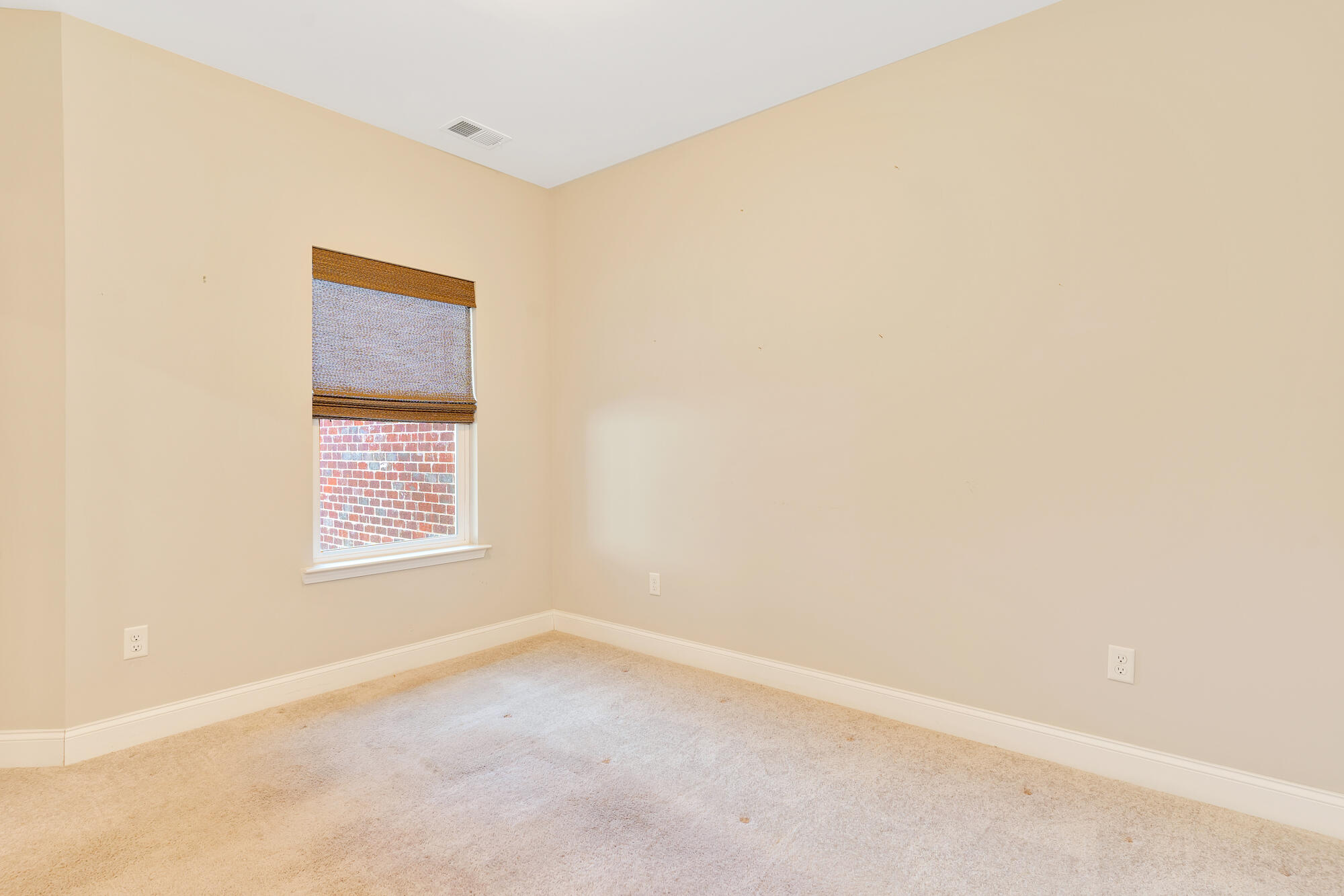 34 Founding Way, Unit C Lookout Mountain, GA 30750 - Photo 21 of 37 2nd Bedroom