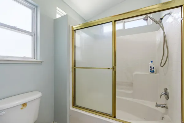 $449,950 | 242 Makenna Drive, Madera, CA 93637