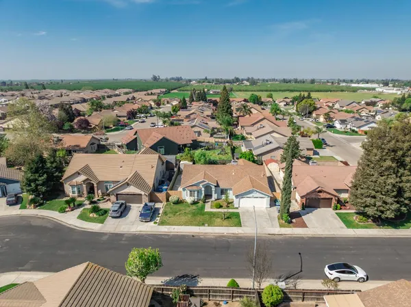 $449,950 | 242 Makenna Drive, Madera, CA 93637