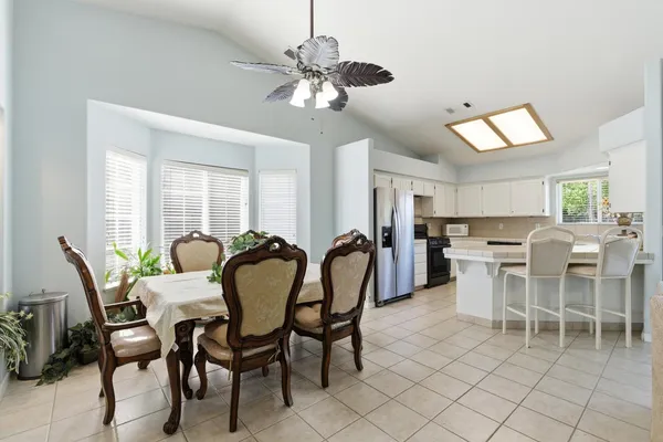 $449,950 | 242 Makenna Drive, Madera, CA 93637