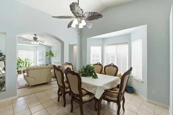 $449,950 | 242 Makenna Drive, Madera, CA 93637