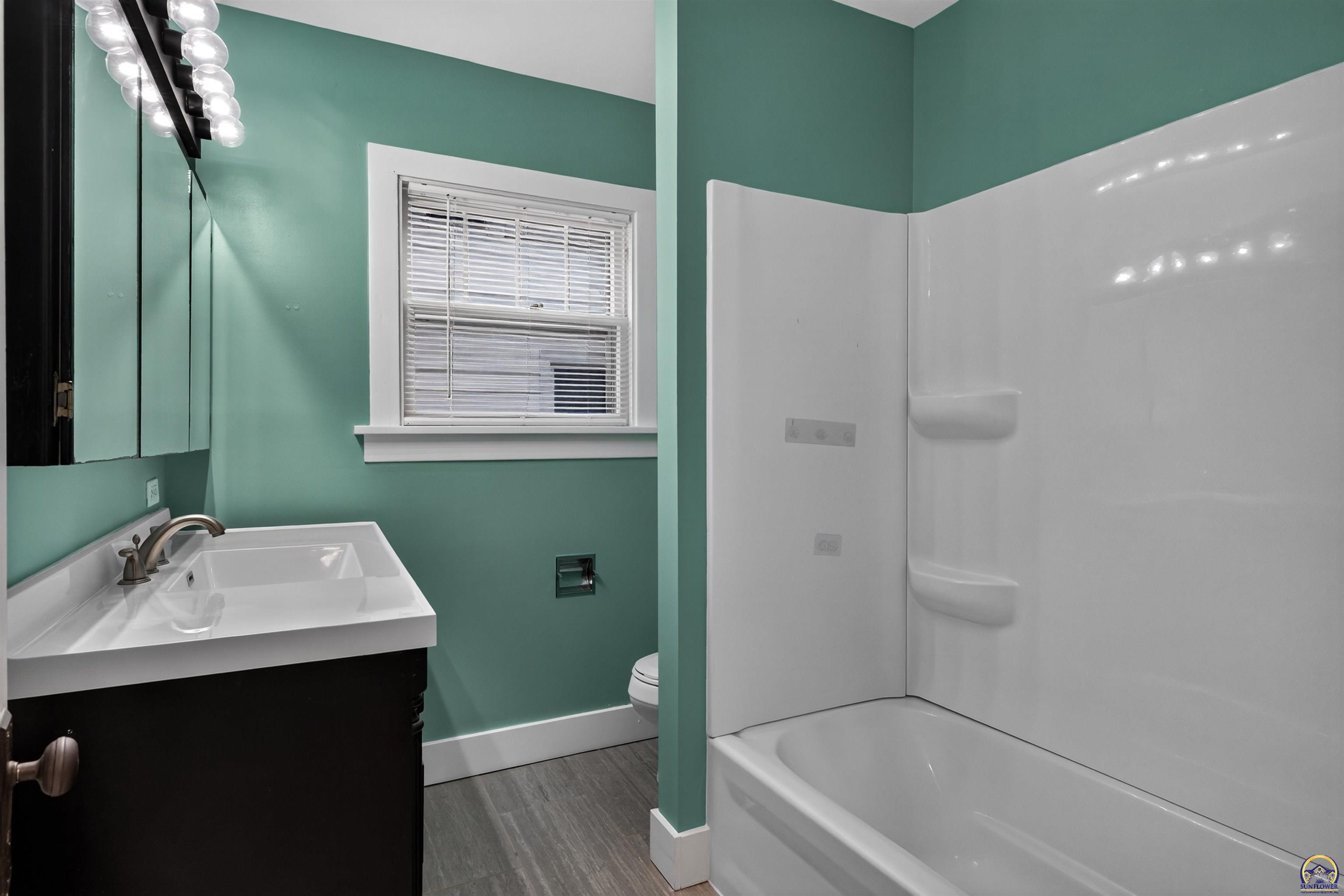 1339 Southwest High Avenue Topeka, KS 66604 - Photo 13 of 33
