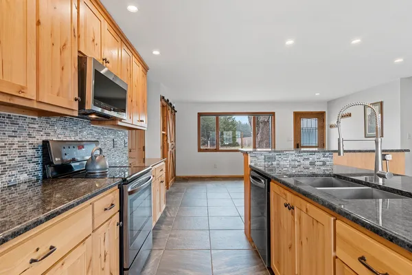 $549,900 | E5760 Waukaunaka Street, Weyauwega, WI 54983