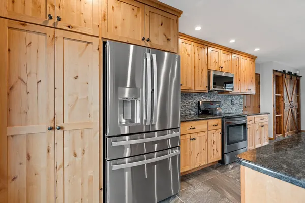 $549,900 | E5760 Waukaunaka Street, Weyauwega, WI 54983