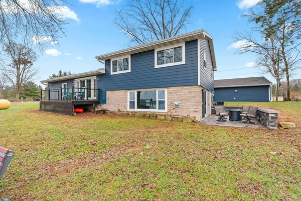 $549,900 | E5760 Waukaunaka Street, Weyauwega, WI 54983