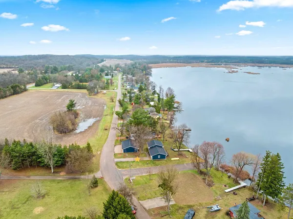 $549,900 | E5760 Waukaunaka Street, Weyauwega, WI 54983