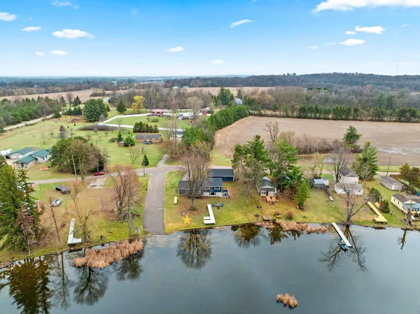 $549,900 | E5760 Waukaunaka Street, Weyauwega, WI 54983