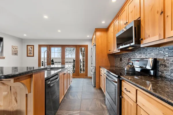 $549,900 | E5760 Waukaunaka Street, Weyauwega, WI 54983