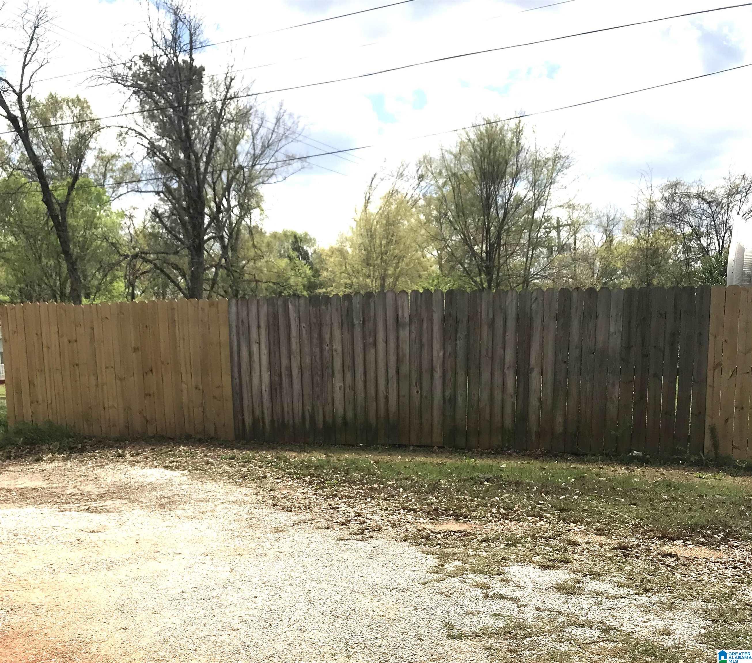 211 East Spring Street Sylacauga, AL 35150 - Photo 10 of 23