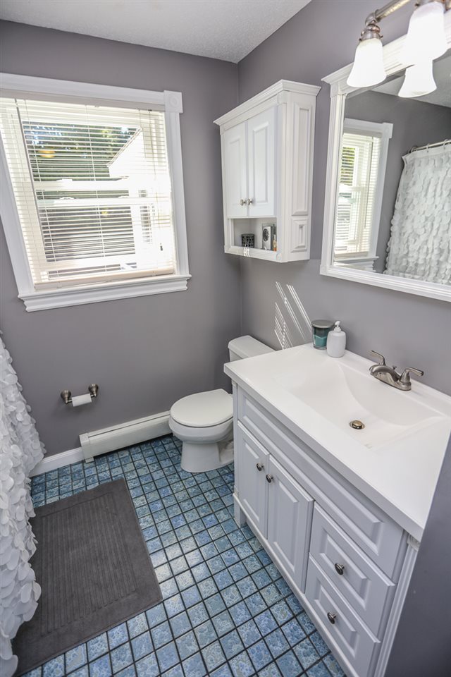 1900 Lake Shore Road Manchester, NH 03109 - Photo 21 of 38 Gallery Image 21