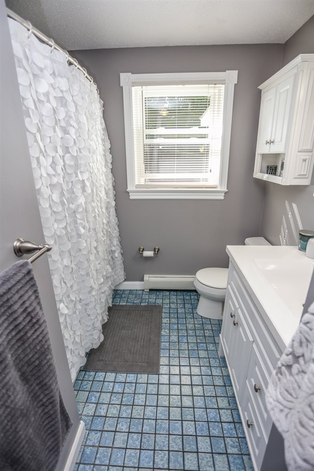 1900 Lake Shore Road Manchester, NH 03109 - Photo 22 of 38 Gallery Image 22