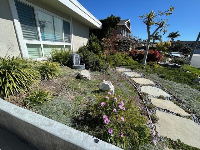 4919 Rockvalley Road Rancho Palos Verdes, CA 90275 - Photo 3 of 32