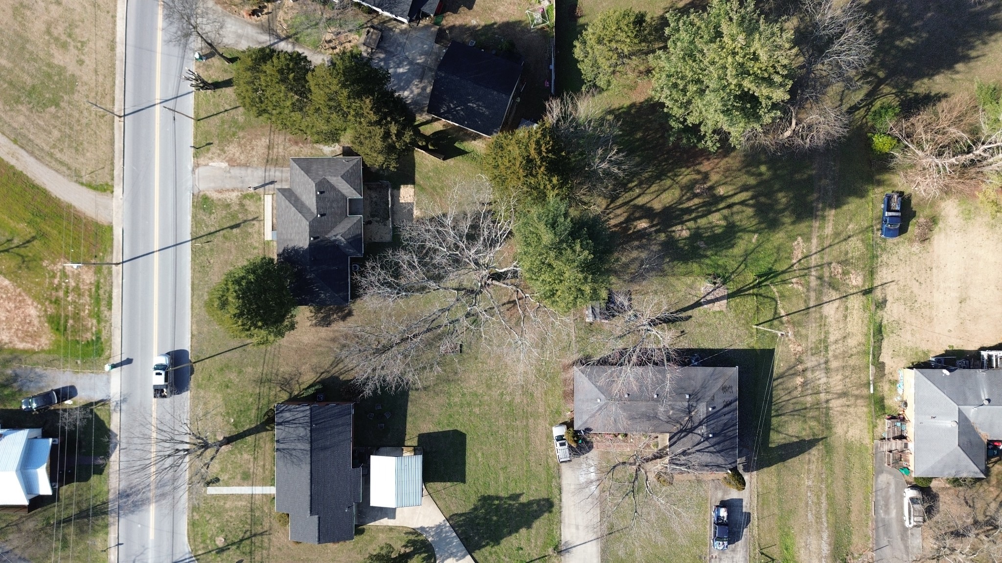 1102 North High Street Winchester, TN 37398 - Photo 22 of 27 an aerial view of residential houses with outdoor space