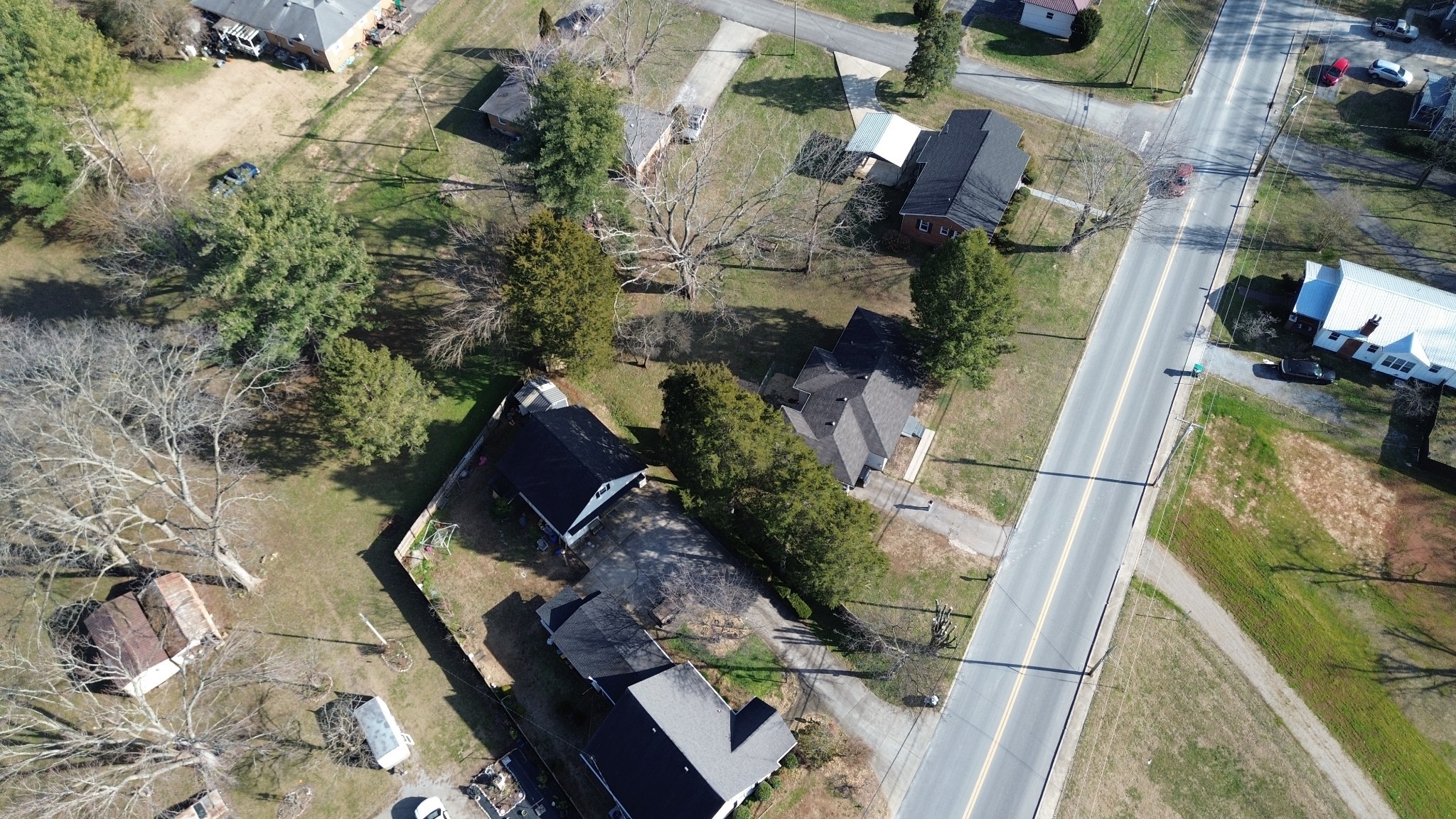 1102 North High Street Winchester, TN 37398 - Photo 26 of 27 an aerial view of house with yard