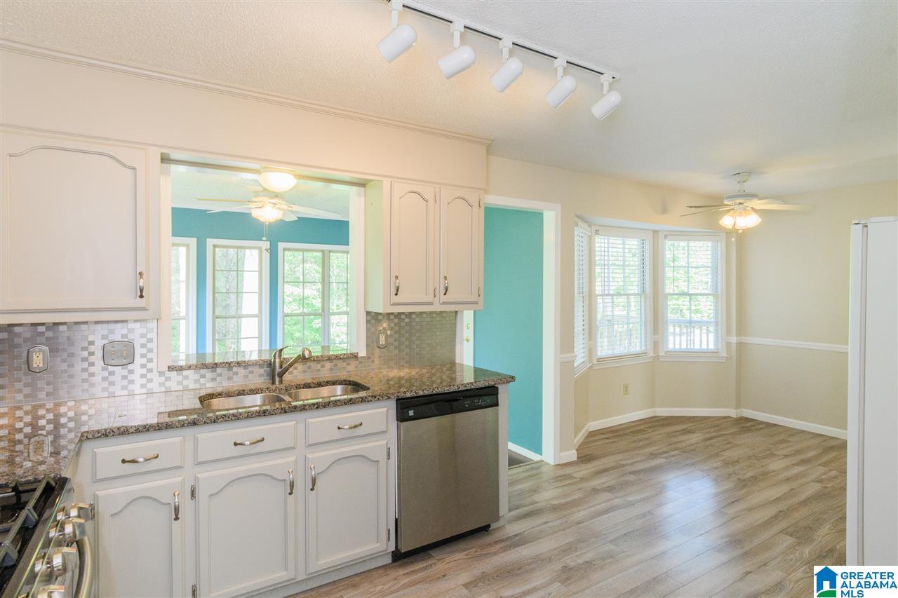 1043 Independence Court Alabaster, AL 35007 - Photo 14 of 39